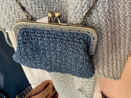 SACRAMENTO KISSLOCK BAG