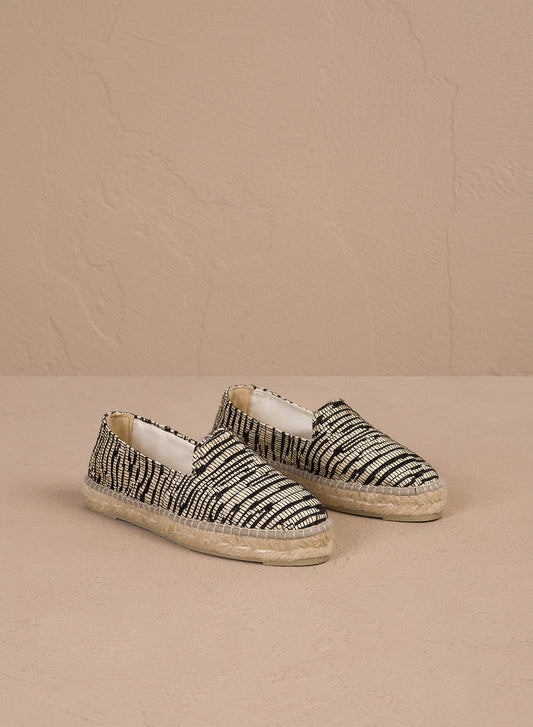 FLAT ESPADRILLES