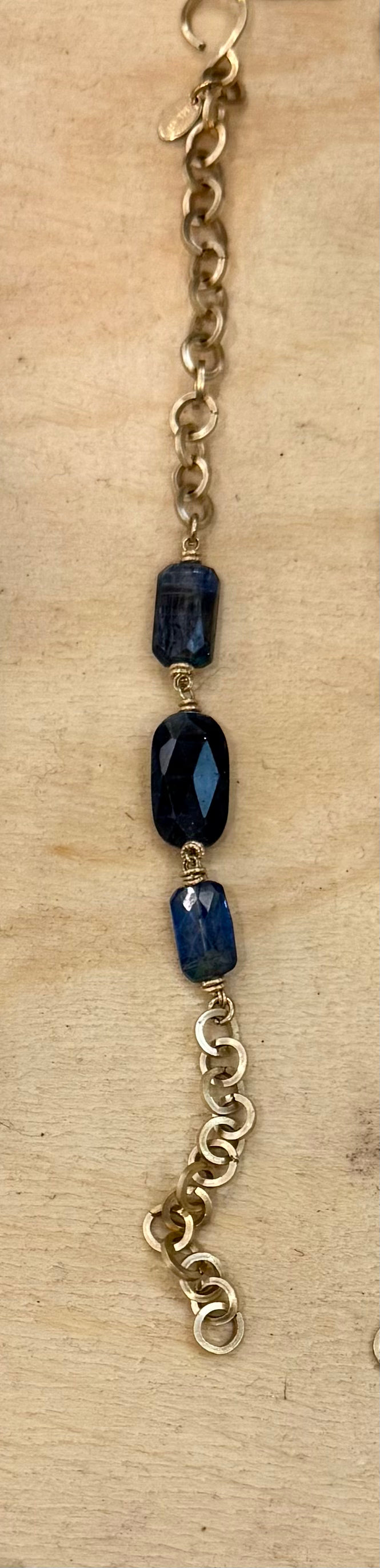 MAJO ATMOSFERA BRACELET KYANITE