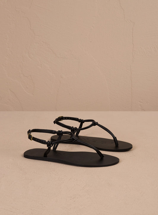 KNOT THONGS LEATHER SANDALS