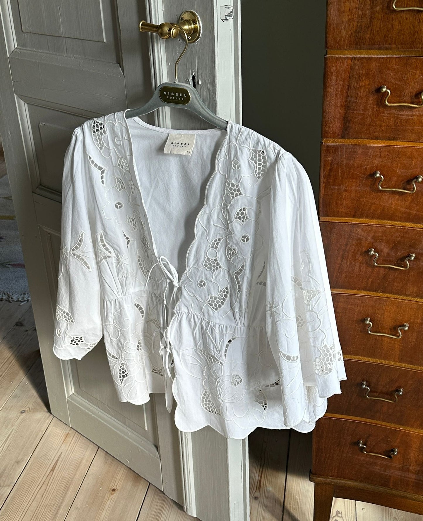 ADELINE TOP