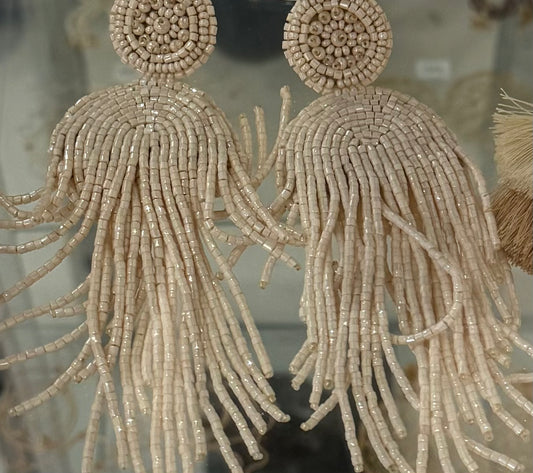MAJO BEIGE FINGE EARRINGS
