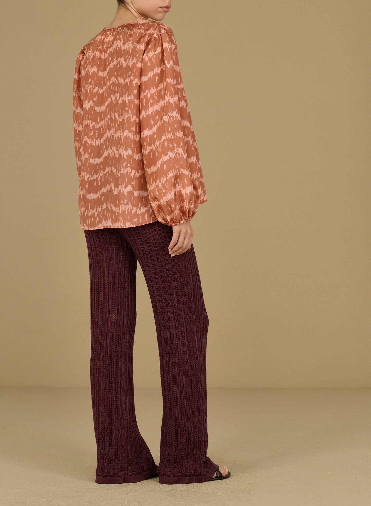 BLOUSE ABULLONADA