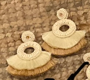 MAJO BREADS FRINGE EARRINGS