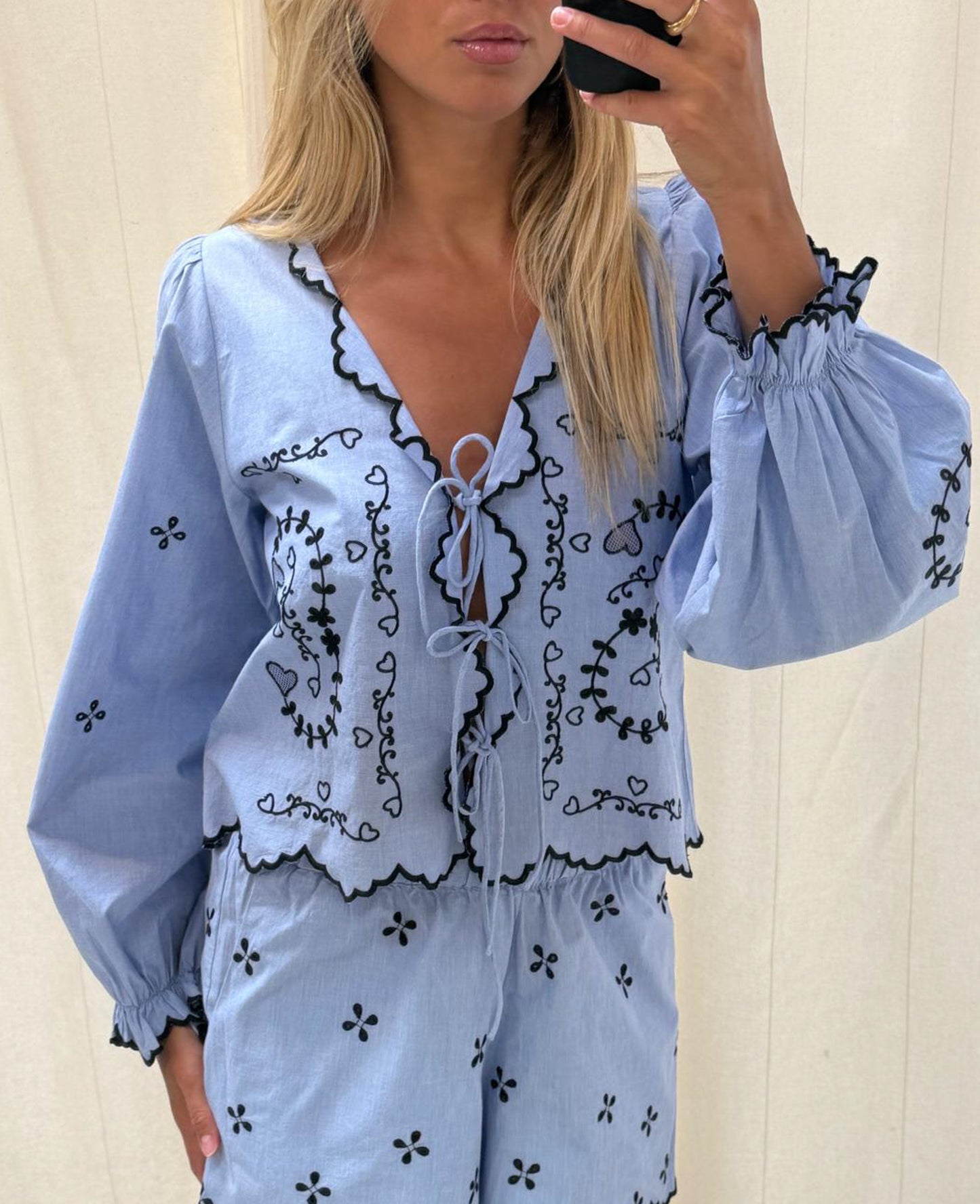 TONE TOP